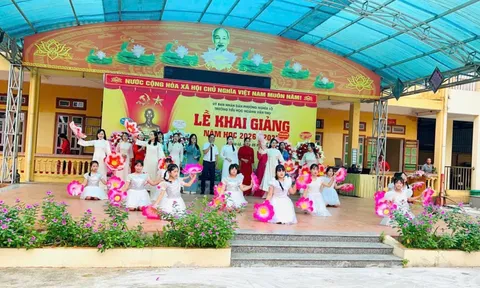 Trường Tiểu học Hoàng Văn Thọ rộn ràng khai giảng năm học mới
