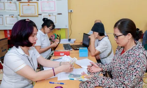 Thiếu năm đóng BHXH, người lao động có thể làm gì để hưởng lương hưu?