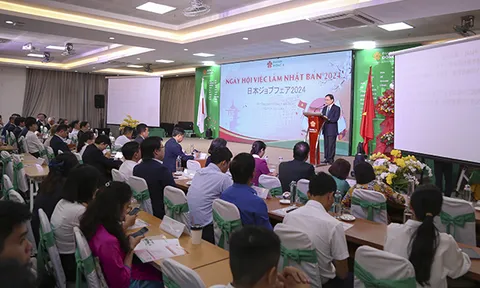 Doanh nghiệp Nhật trao hơn 500 triệu đồng học bổng cho sinh viên Đà Nẵng
