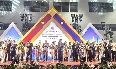 Khai mạc Hội chợ Thương mại Việt - Lào 2023