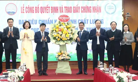 Công bố Quyết định công nhận đạt tiêu chuẩn kiểm định chất lượng giáo dục cho Học viện Báo chí và Tuyên truyền