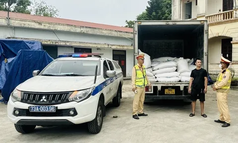 Phòng CSGT Công an tỉnh Quảng Bình: Tạm giữ 3.5 tấn đường kính không rõ nguồn gốc