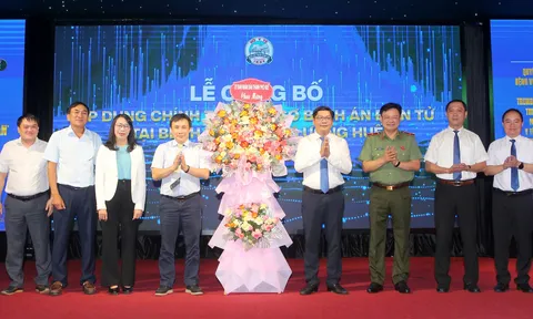 Bệnh viện Trung ương Huế công bố áp dụng chính thức hồ sơ bệnh án điện tử