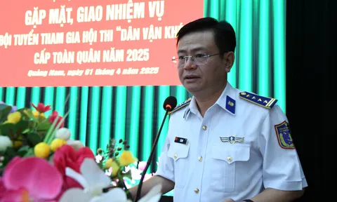Chính uỷ Vùng Cảnh sát biển 2 giao nhiệm vụ, động viên Đội tuyển thi “Dân vận khéo” cấp Bộ Quốc phòng năm 2025