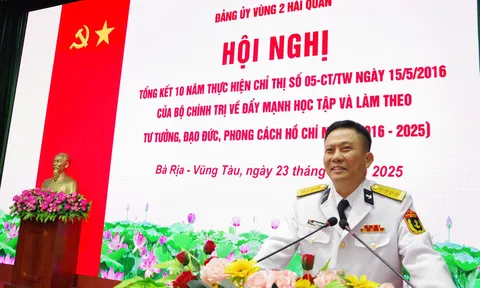 Đảng ủy Vùng 2 Hải quân tổng kết 10 năm thực hiện Chỉ thị 05 của Bộ Chính trị