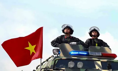 Mãn nhãn với dàn xe đặc chủng của khối Công an Nhân dân tham gia  A80