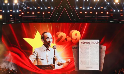 “Dưới cờ vinh quang” - Một ý chí, một niềm tin và một lòng tự hào dân tộc