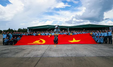Hành trình dọc bờ biển trên cao từ Hà Nội đến Cần Thơ