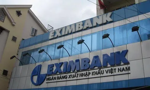 Chủ trương chuyển Hội sở ra Hà Nội, ban lãnh đạo Eximbank tính 'qua cầu rút ván'?