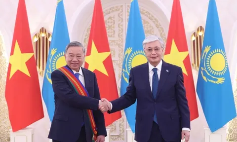 Kazakhstan trao huân chương hữu nghị cho Tổng Bí thư Tô Lâm