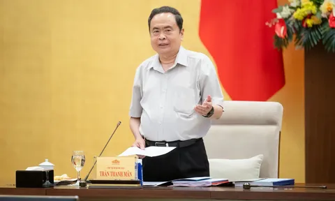 Tuyệt đối tránh tư tưởng cục bộ địa phương, 'lợi ích nhóm' trong giới thiệu nhân sự sau sắp xếp