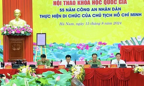 Di chúc của Chủ tịch Hồ Chí Minh - “Kim chỉ nam” cho sự phát triển của Công an nhân dân