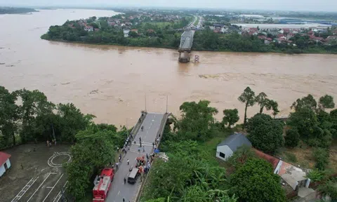 Thủ tướng chỉ đạo khẩn trương xây dựng cầu Phong Châu mới