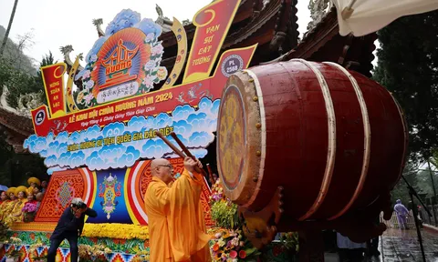 Hà Nội: Khai hội chùa Hương Xuân Giáp Thìn 2024