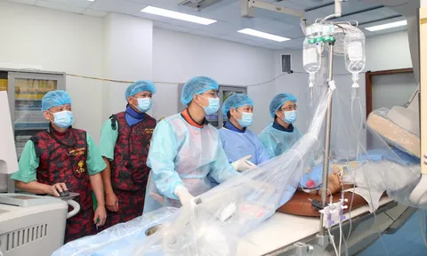 Hội thảo khoa học “Can thiệp sang thương động mạch vành phức tạp”