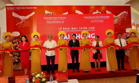 Khai mạc Triển lãm Hải Phòng - Pháp Heritage tại Hà Nội