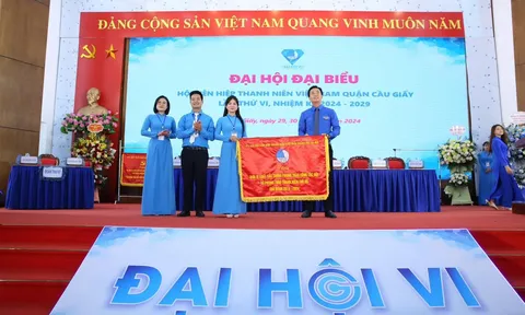 Phát huy sức trẻ, khơi dậy khát vọng cống hiến, xây dựng tổ chức Hội LHTN Việt Nam ngày càng vững mạnh