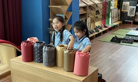 Thiếu nhi Thủ đô hào hứng tham gia chương trình "Vui khám phá di sản các nước"