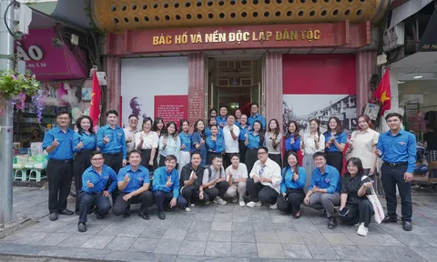 Tuổi trẻ Trung ương Đoàn sinh hoạt truyền thống tại khu di tích 48 Hàng Ngang