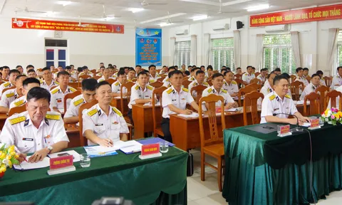 Vùng 2 Hải quân nâng cao chất lượng cán bộ tàu
