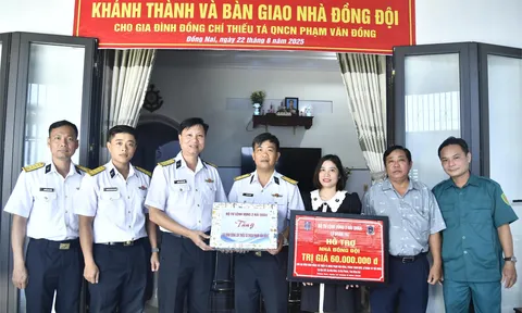 Vùng 2 Hải quân bàn giao “Nhà đồng đội” dịp Quốc khánh 2/9