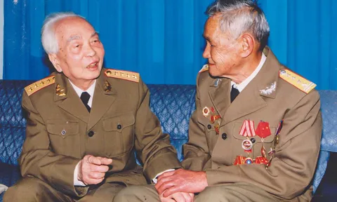 Người nặng tình với đất nước Triệu voi