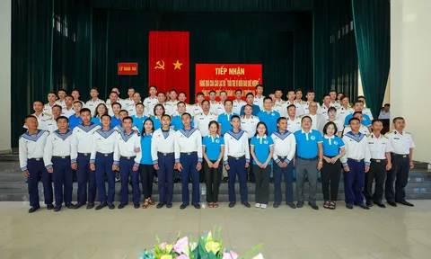 Gửi trọn niềm tin ra biển, đảo