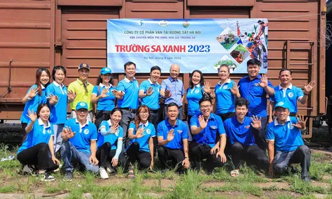 Gửi mầm xanh ra Trường Sa