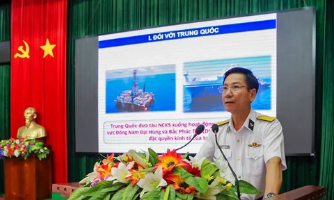Vùng 2 Hải quân phối hợp đẩy mạnh các hoạt động hành trình vì biển đảo quê hương