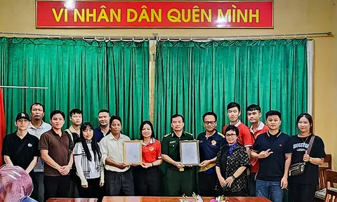 Nghĩa tình của người Việt xa quê hướng về Tổ quốc