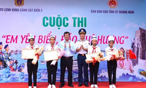 Ấn tượng chương trình “Cảnh sát biển đồng hành với ngư dân” tại Quảng Ngãi