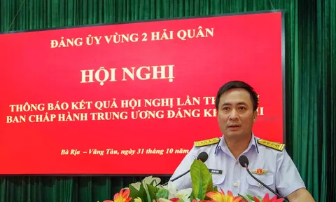 Vùng 2 Hải quân tổ chức thông báo kết quả Hội nghị Trung ương 8
