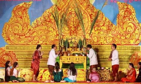 Lễ cúng trăng - Đêm hội Ok Om Bok tỉnh Trà Vinh năm 2023