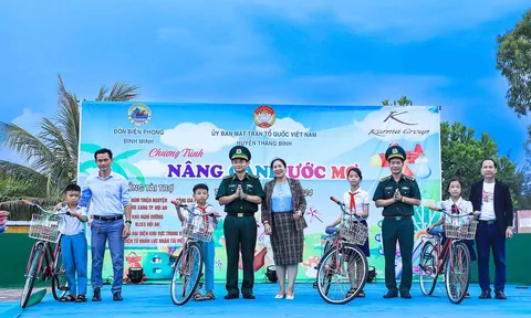 “Nâng cánh ước mơ” - Vui Tết thiếu nhi tại Đồn Biên phòng Bình Minh