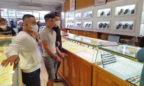 Bắt nam thanh niên táo tợn cướp tiệm vàng ở Đắk Lắk