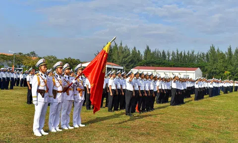 Vùng 2 Hải quân tổ chức lễ tiễn quân nhân hoàn thành nghĩa vụ quân sự năm 2025