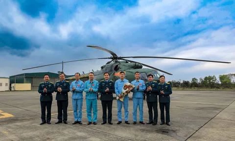 Phi công trung đoàn 916 chinh phuc bầu trời đầu Xuân Ất Tỵ