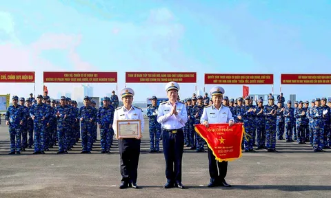 Sôi nổi lễ ra quân huấn luyện ở các đơn vị của Vùng 3 Hải quân