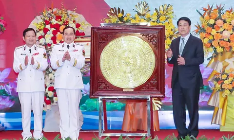 Hải quân Nhân dân Việt Nam đón nhận Huân chương Hồ Chí Minh lần thứ ba