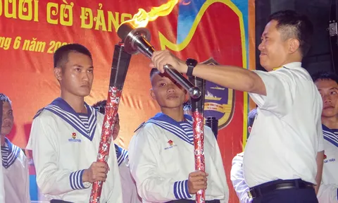Ngọn lửa thanh xuân Hải quân Vùng 2