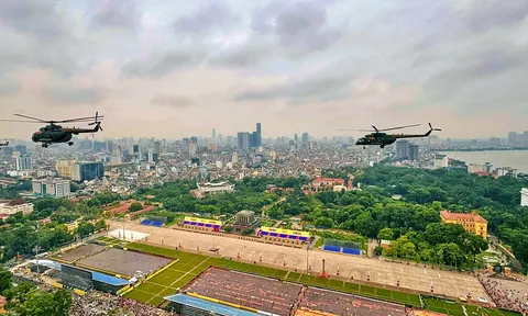 Đội hình trực thăng hợp luyện trên bầu trời Thủ đô, sẵn sàng cho Đại lễ A80