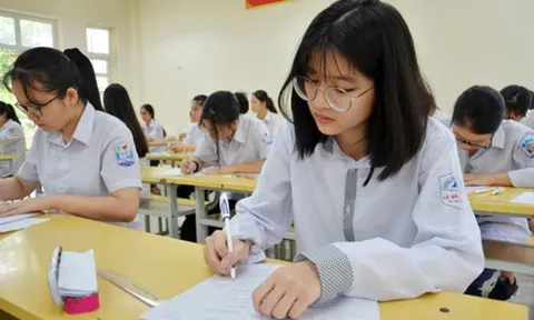 Thành người hơn thành tích