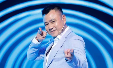 NSND Tự Long bức xúc khi ‘Anh trai vượt ngàn chông gai’ bị so sánh với ‘Anh trai say hi’?