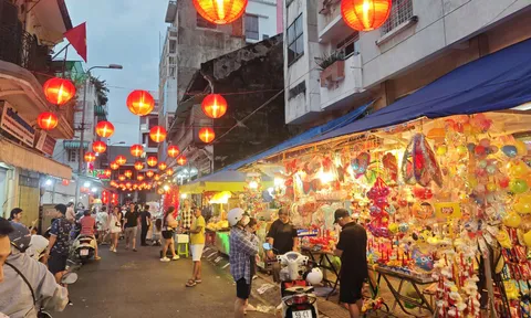 Phố đèn lồng: Nét văn hóa đặc trưng khu Sài Gòn - Chợ Lớn