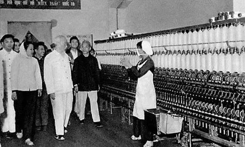 Bác Hồ và bức thư lịch sử tạo ra ngày Doanh nhân Việt Nam