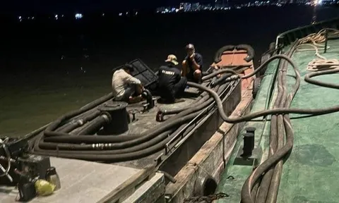 Cục CSGT (Bộ Công an): Bắt quả tang nhiều đối tượng mua bán trái phép 91.000 lít dầu FO trên sông