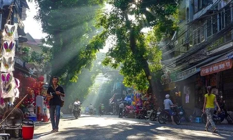 Dự báo thời tiết ngày 25/4/2022: Hà nội ngày nắng nóng  nhiệt độ cao nhất 35-36 độ.