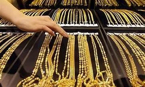 Giá vàng hôm nay 17/5: Vàng giảm sâu