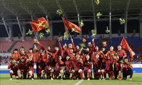 SEA Games 31: Chủ tịch nước biểu dương Đội tuyển bóng đá nữ