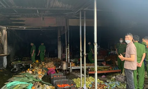 Cháy chợ Mường Thanh gây thiệt hại gần 2 tỷ đồng